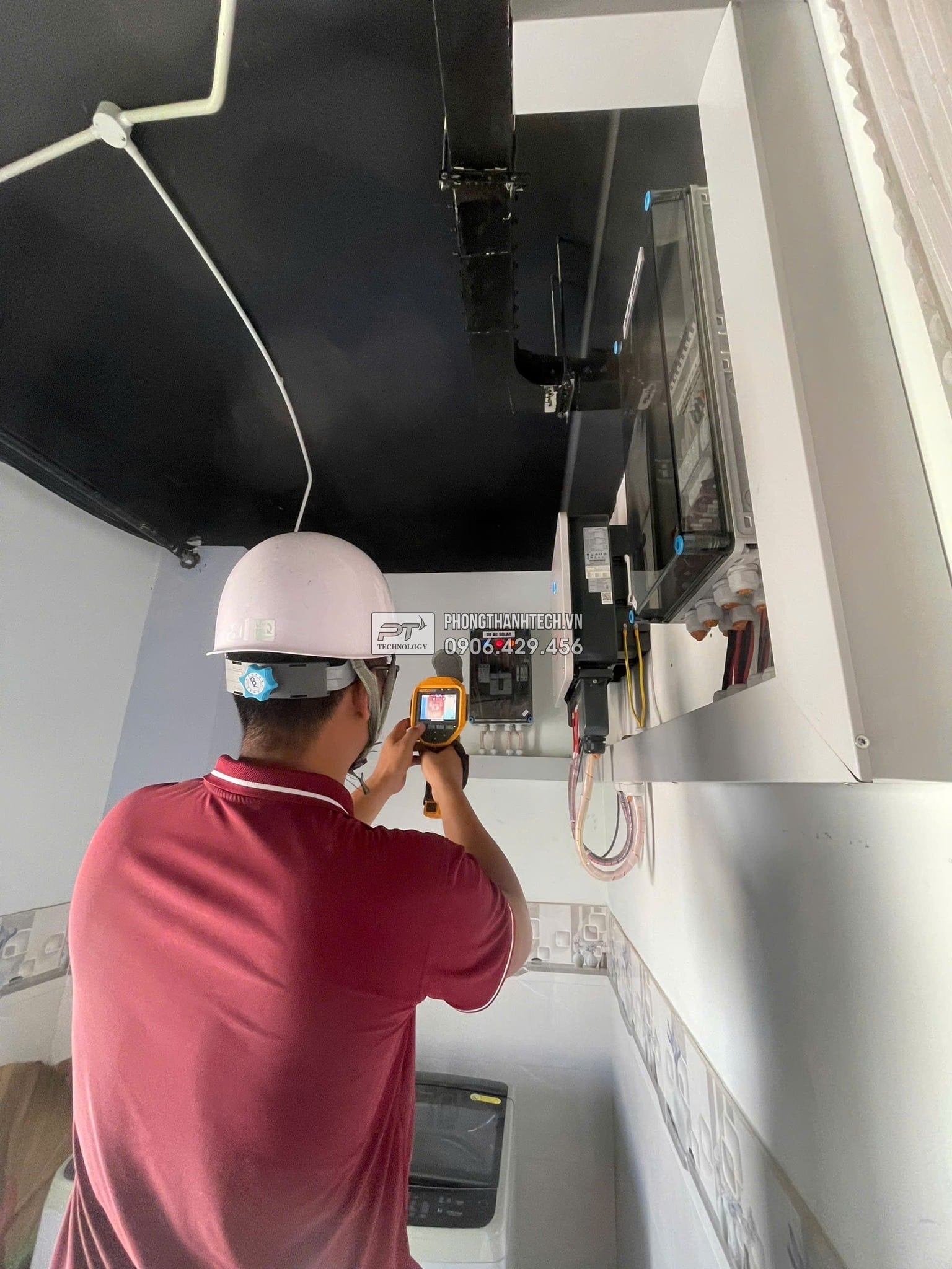 Bảo trì tủ điện, biến tần điện mặt trời Bình Định Bảo trì tủ điện, biến tần điện mặt trời Bình Định